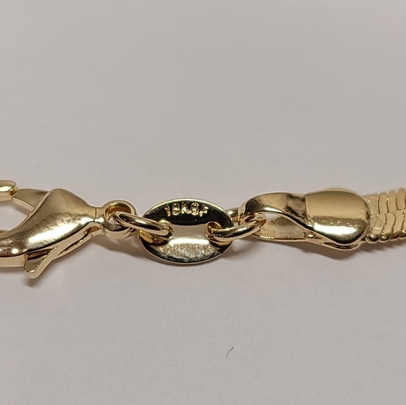 Brazilian 18k Gold Filled Herring Bone Chain - Picture 5 of 7